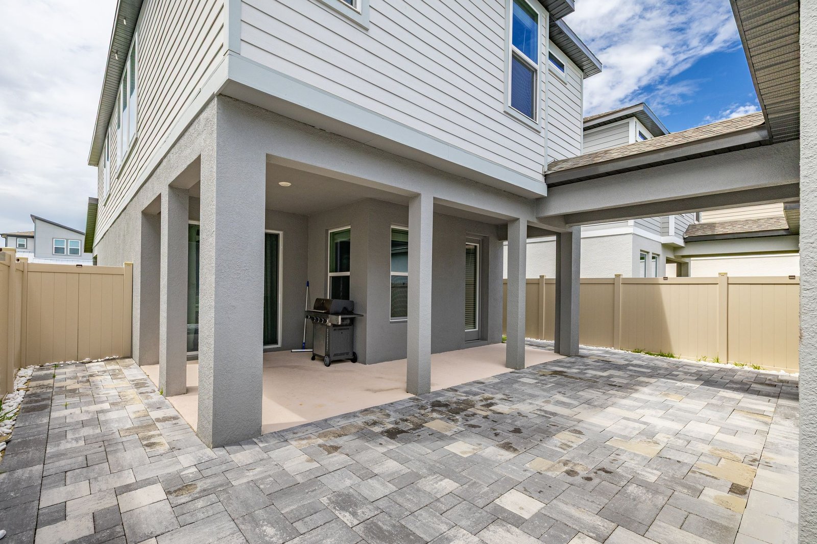 14099 Frasier St photo 6